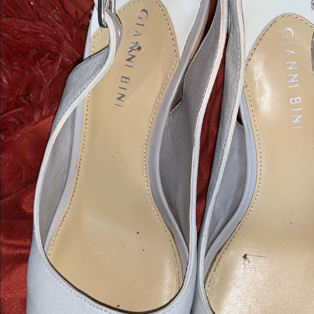 Sandals - Picture 4 of 4